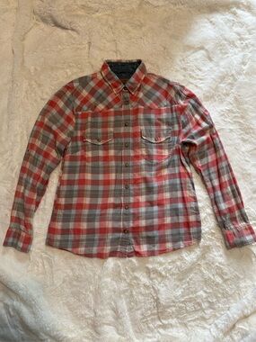 Jachs Girlfriend Women’s Red and Gray Plaid Button-Up Shirt